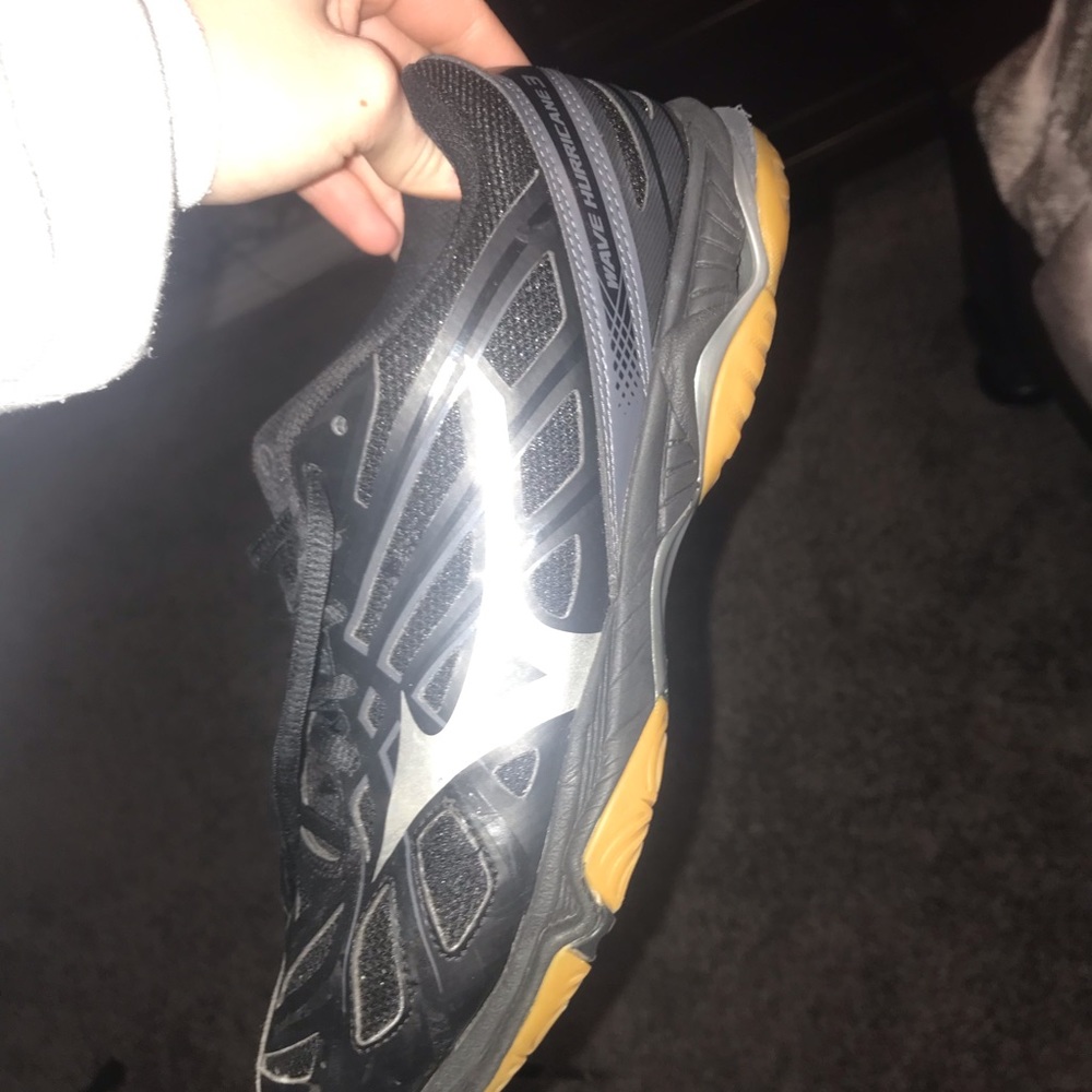 Mizuno Volleyball Shoes